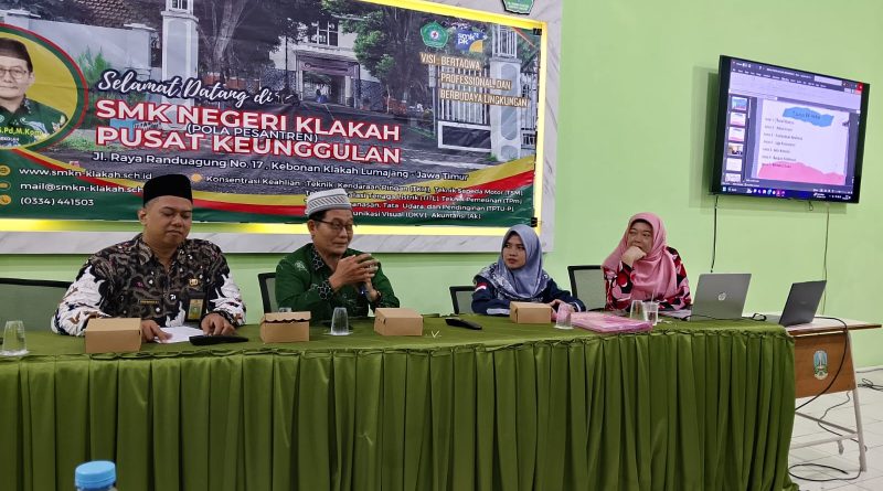 Merdeka Tanpa Pungutan, SMKN Klakah Antar Lulusan 2025 Bekerja di Luar Negeri