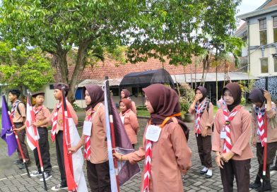 Semangat Petualang dan Kepemimpinan: Pramuka SMKN Klakah Gelar Kegiatan Kenaikan Pangkat di Sumber Mrutu Lumajang