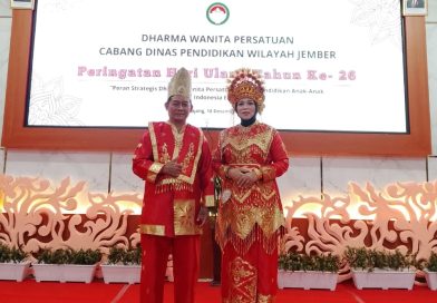 Dharma Wanita Pembina SMKN Klakah Raih Juara 2 Lomba Kreativitas Pojok Baca